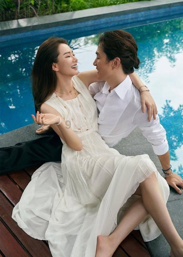 工作人员发驾照从楼上扔被指不尊重人 驾校:是我们的疏忽 不会再有类似情况发生