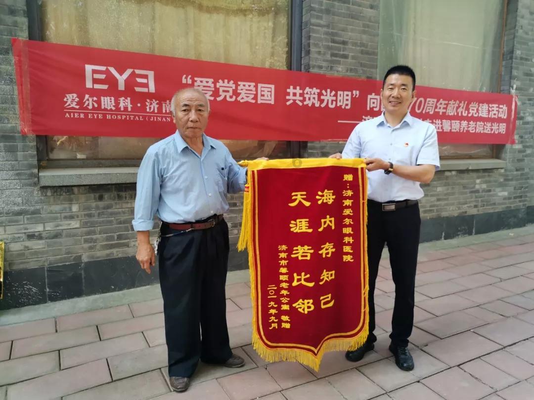想告诉全世界这个板栗烧鸡真的巨巨巨好吃！