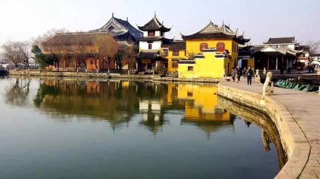 汽车备胎里面的u形片有什么用?游戏画面